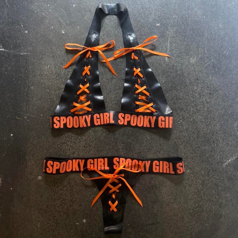 Jane Doe latex spooky girl set
